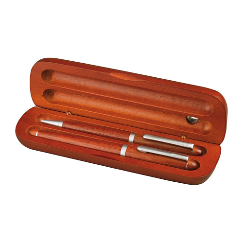 Rosewood set in stylish case 2