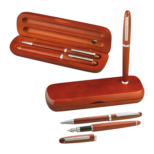 Rosewood set in stylish case 1